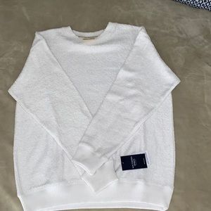 NWT Southern Spirit White Textured Sweatshirt